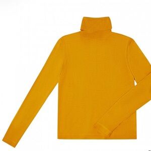 Benetton pumkin color turtleneck
